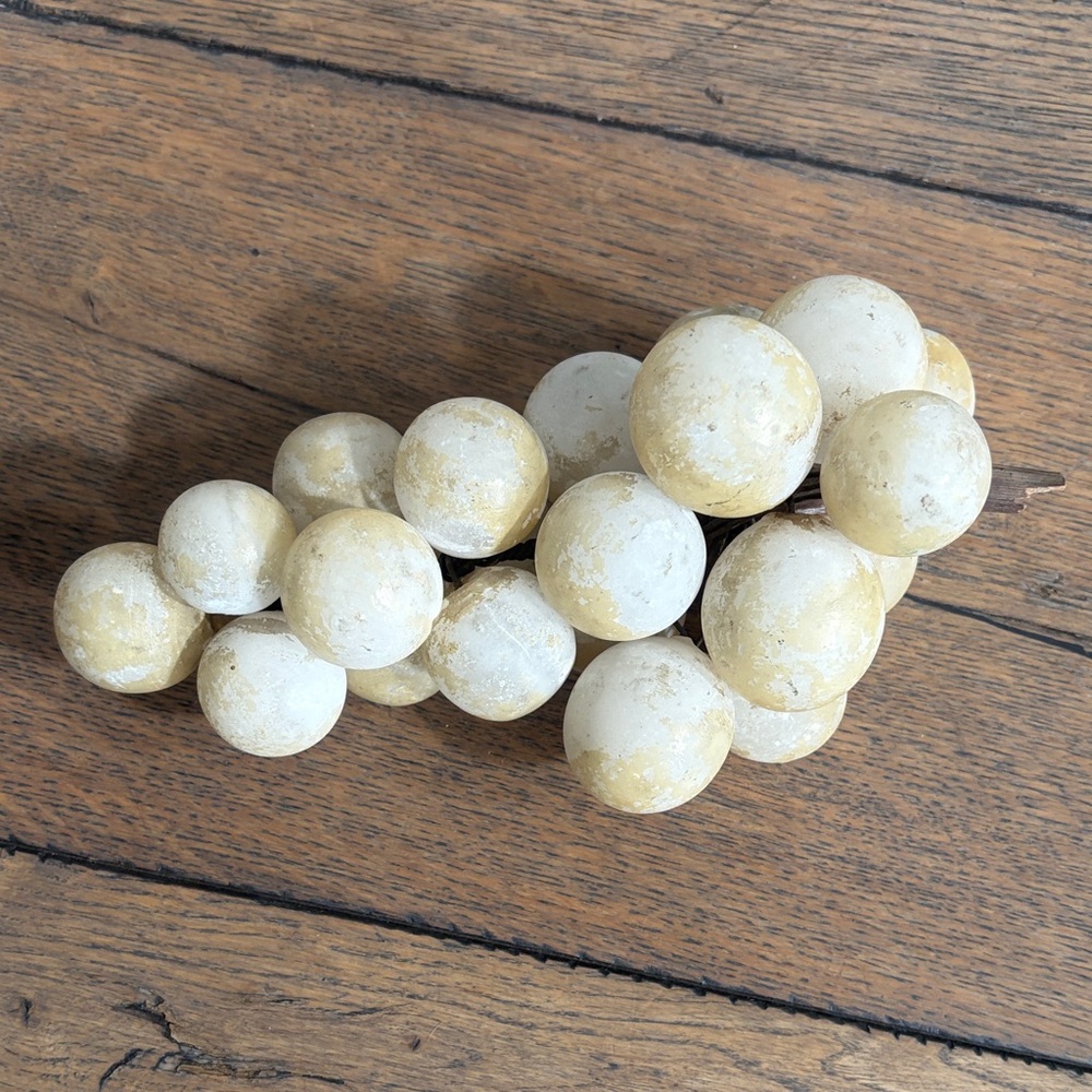 Mid-Century Italian Alabaster Grape Cluster